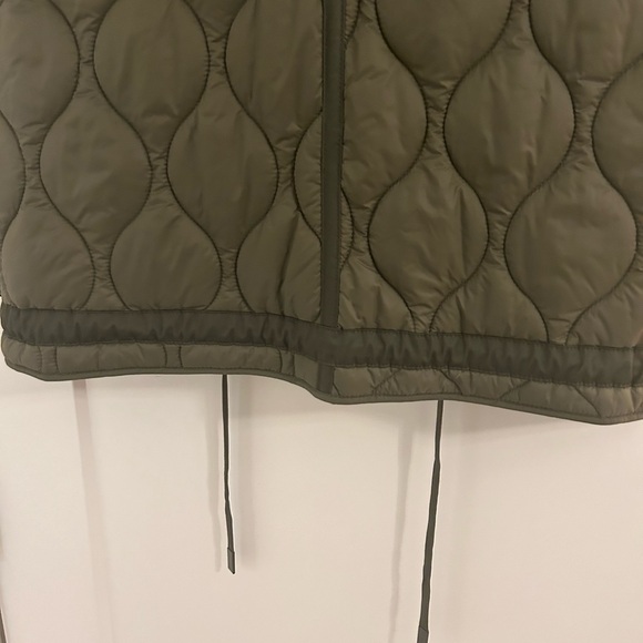 ZARA Puffer Jacket - Picture 7 of 8